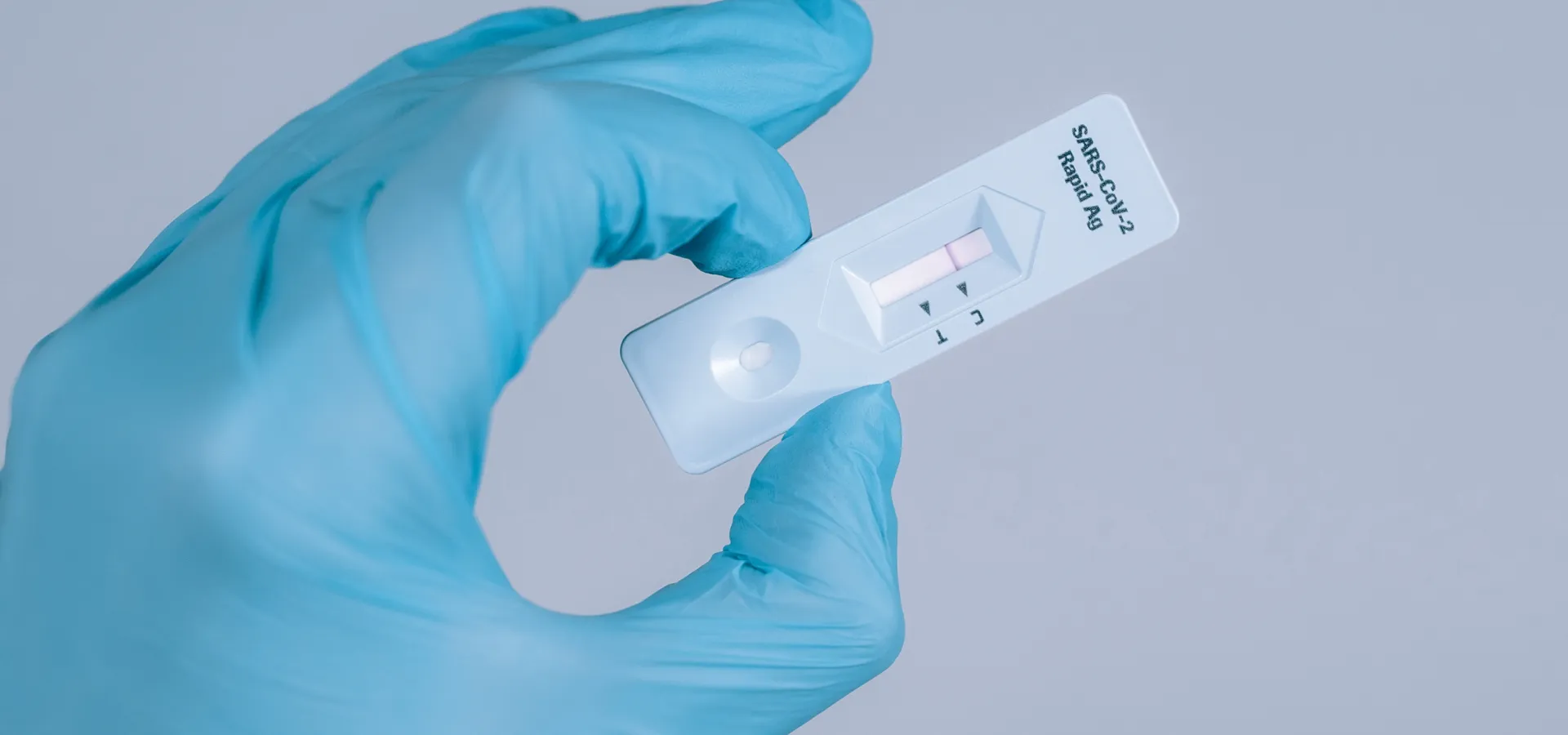 Швидке виявлення антигенів SARS-CoV-2
